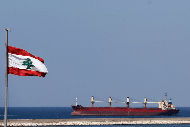 باخرة “Coral” تغادر لبنان كما أتت